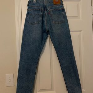 LEVI 501s skinny jeans 25x28